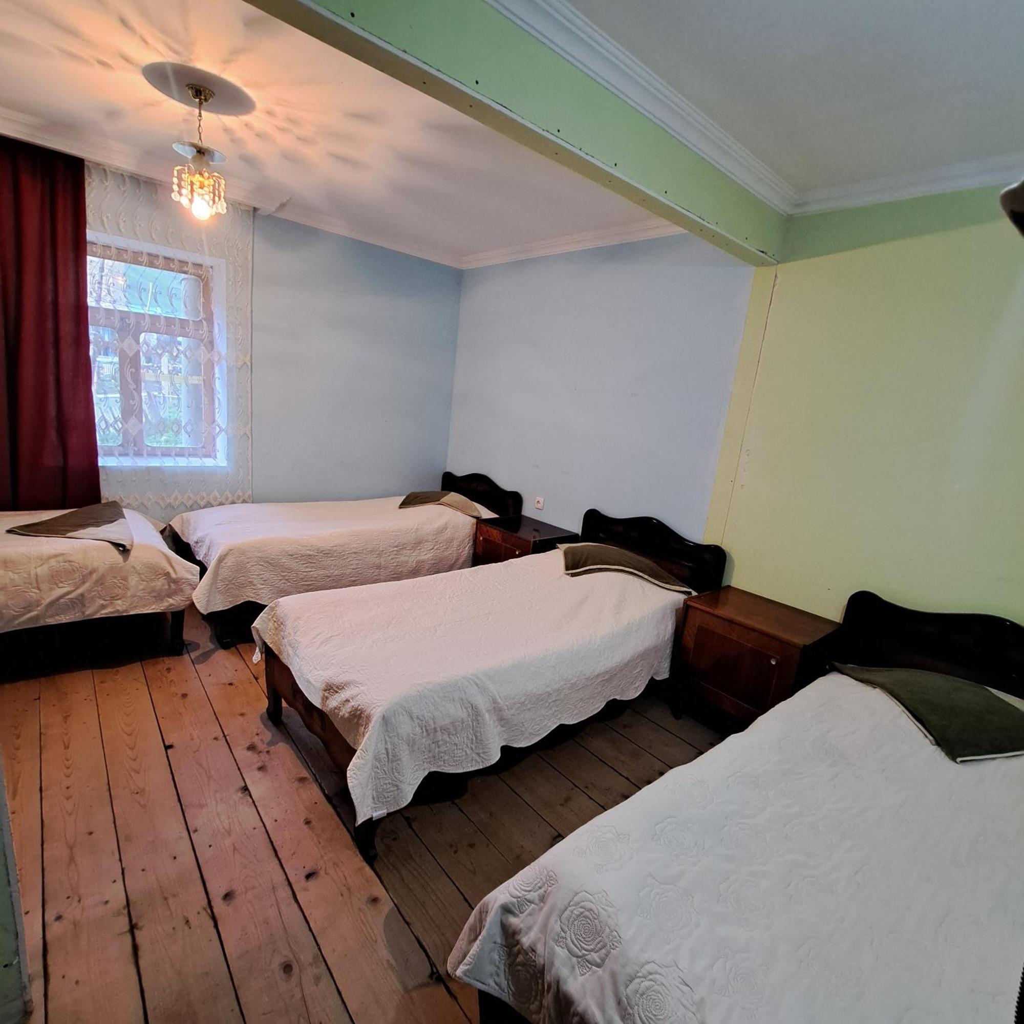 Chvibiani Guesthouse & Bar Ushguli Ngoại thất bức ảnh